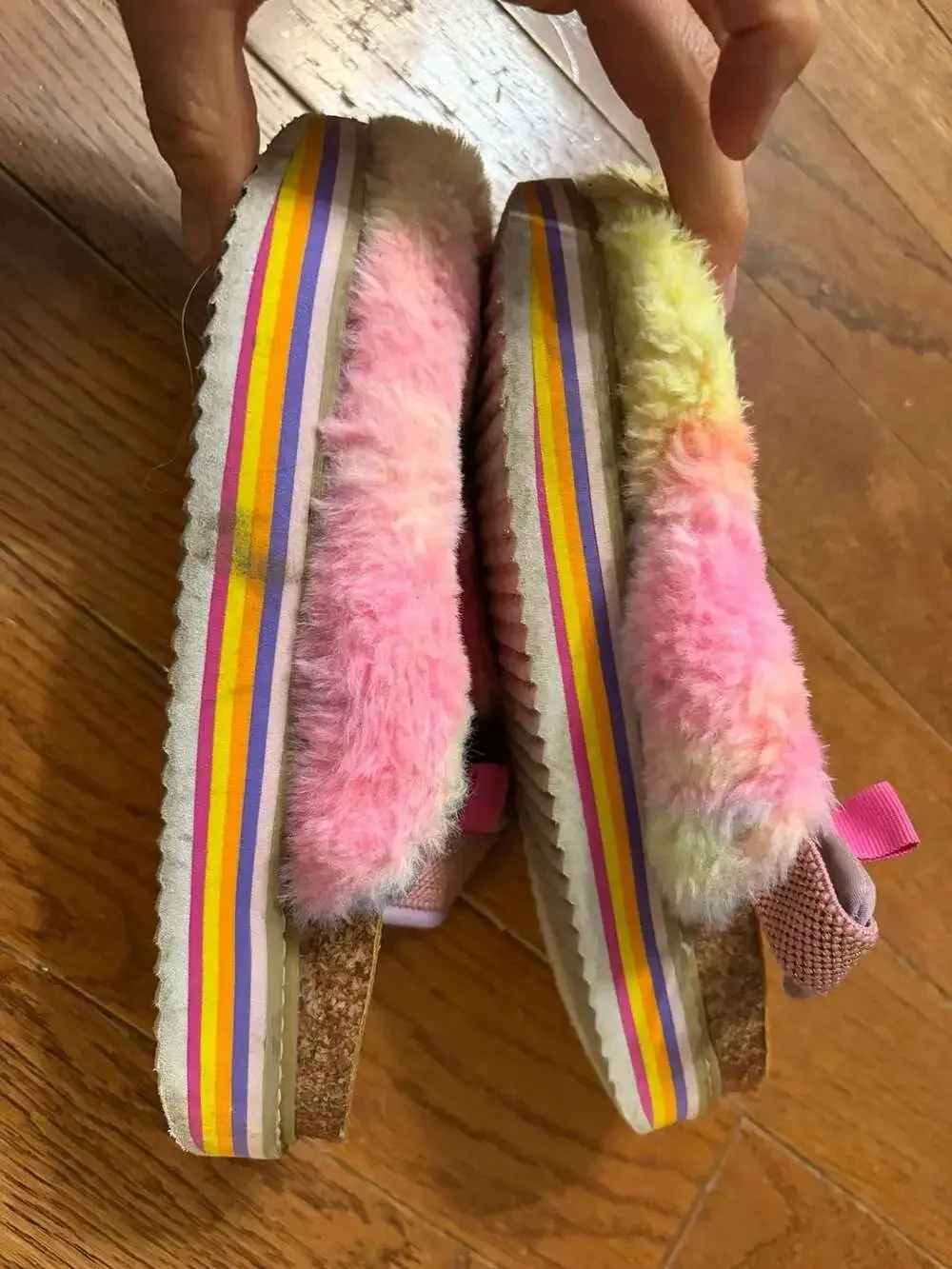 Steve Madden KATHY Kids Tie-Dye Faux Fur Platform Slingback Slippers